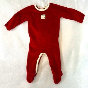 Burt’s Bees Baby Christmas Red Footie Onesie/PJ Snap Rear Flap, Size 6/9M
